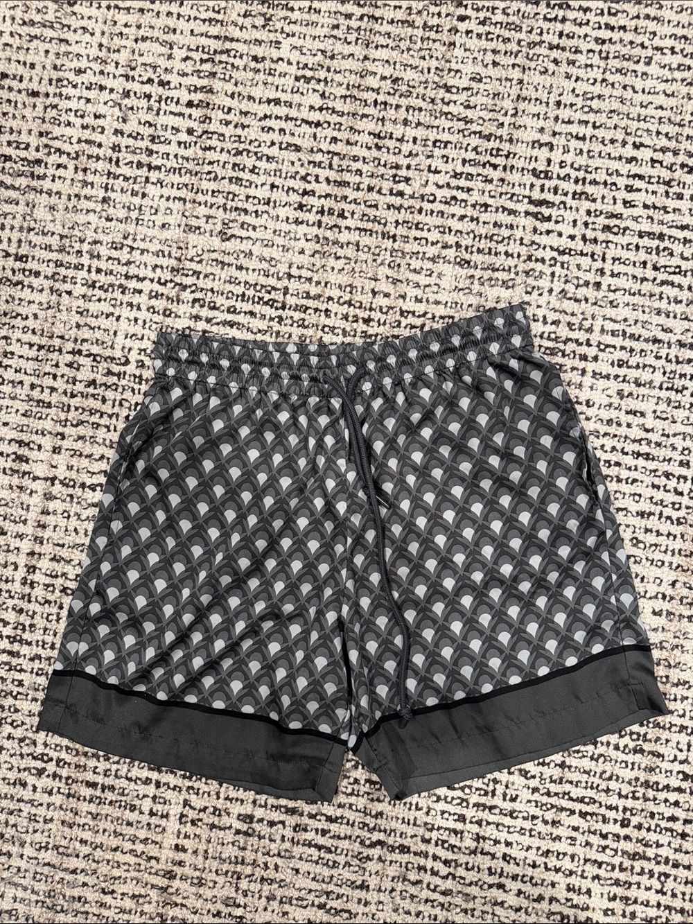 Men’s Black and Gray Patterned Athletic Shorts